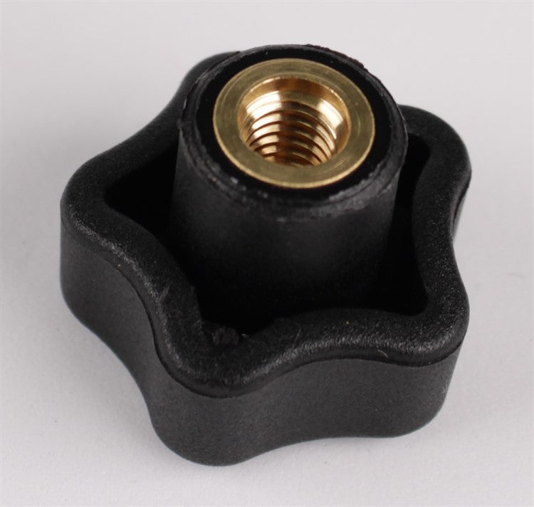 Gavel - mutter - Poolbygget